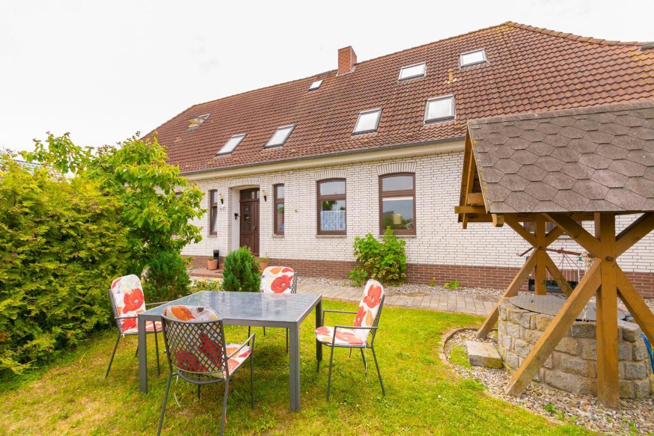 Ostsee Ferienwohnung Hummelhus Steinbeck Dış mekan fotoğraf